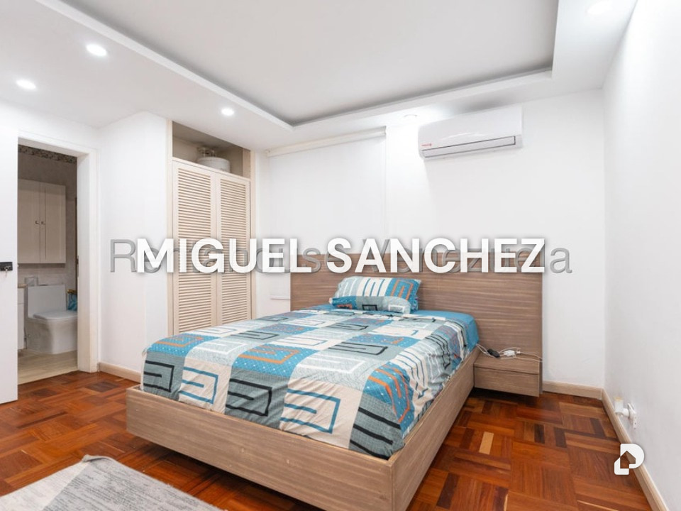 Casa en Colinas de Tamanaco, Caracas – 13
