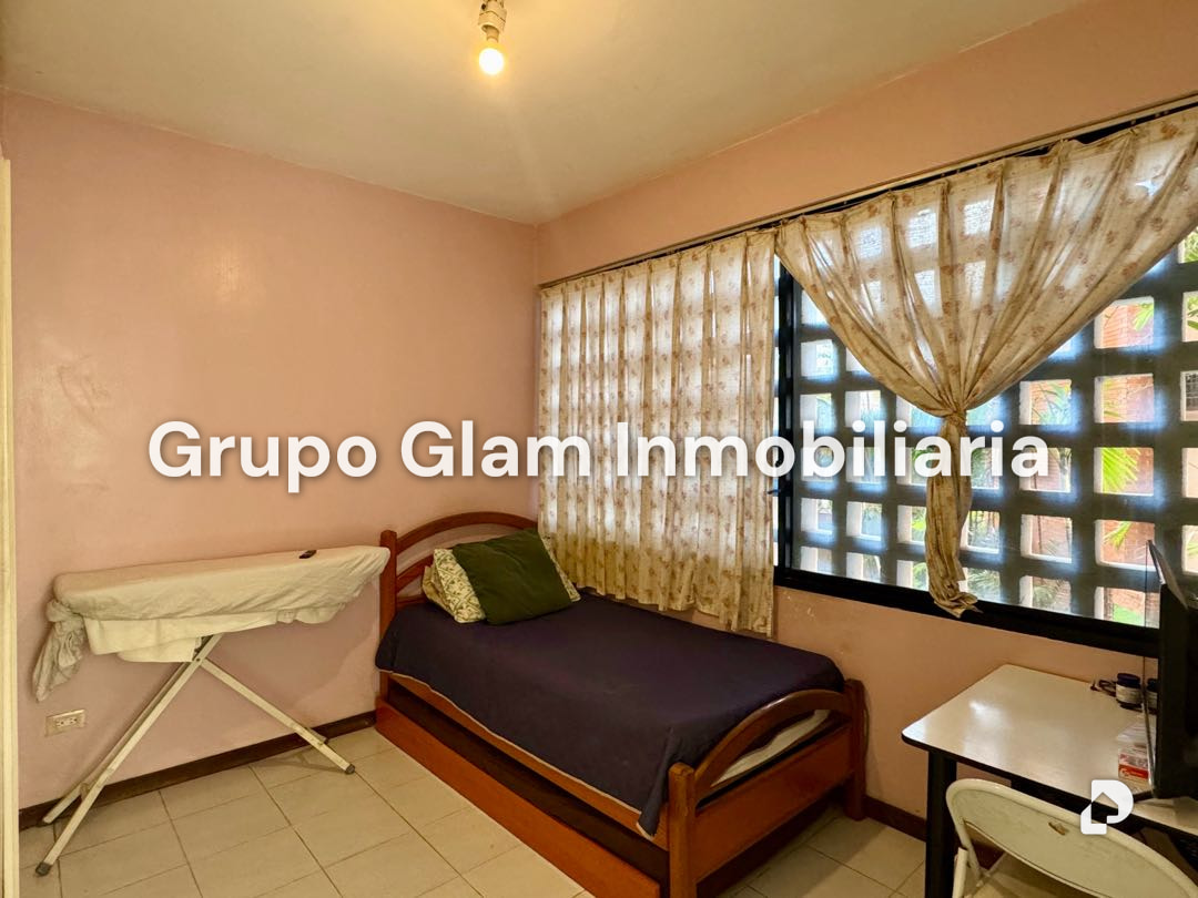 Apartamento en Santa Eduvigis, Caracas – 33