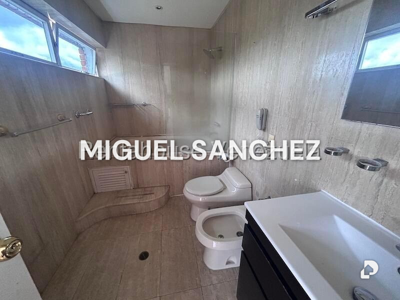 Apartamento en La Tahona, Caracas – 13