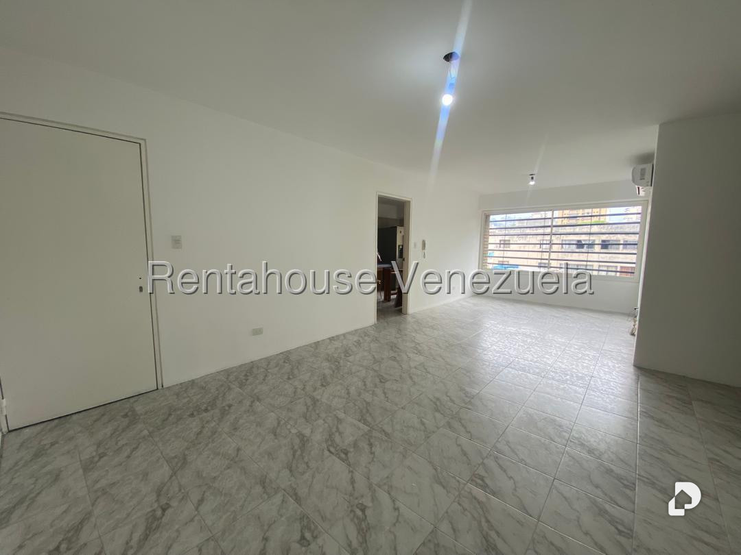 Apartamento en El Paraíso, Caracas – 15