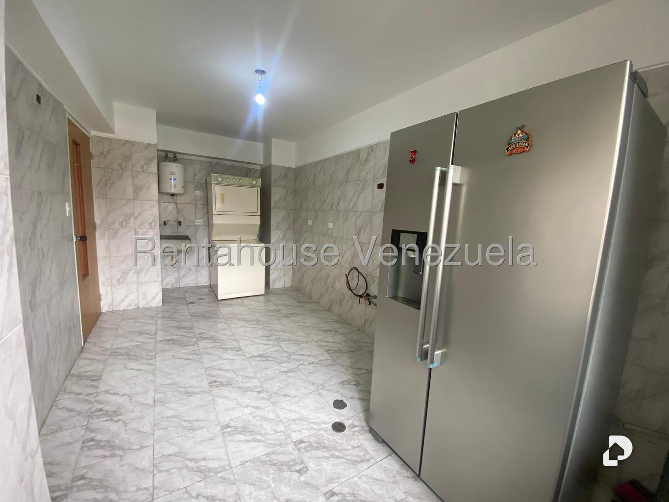Apartamento en El Paraíso, Caracas – 25
