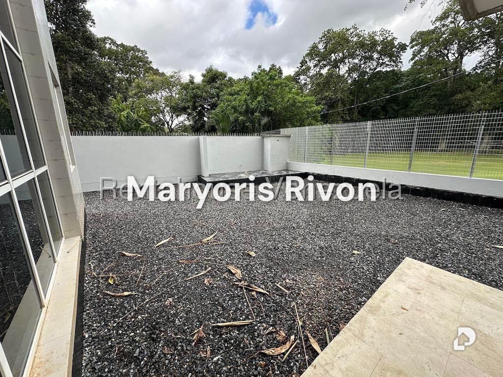 Apartamento en Campo Alegre, Caracas – 17