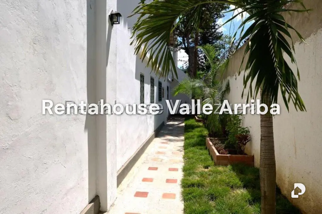 Local comercial en Valle Arriba, Caracas – 2