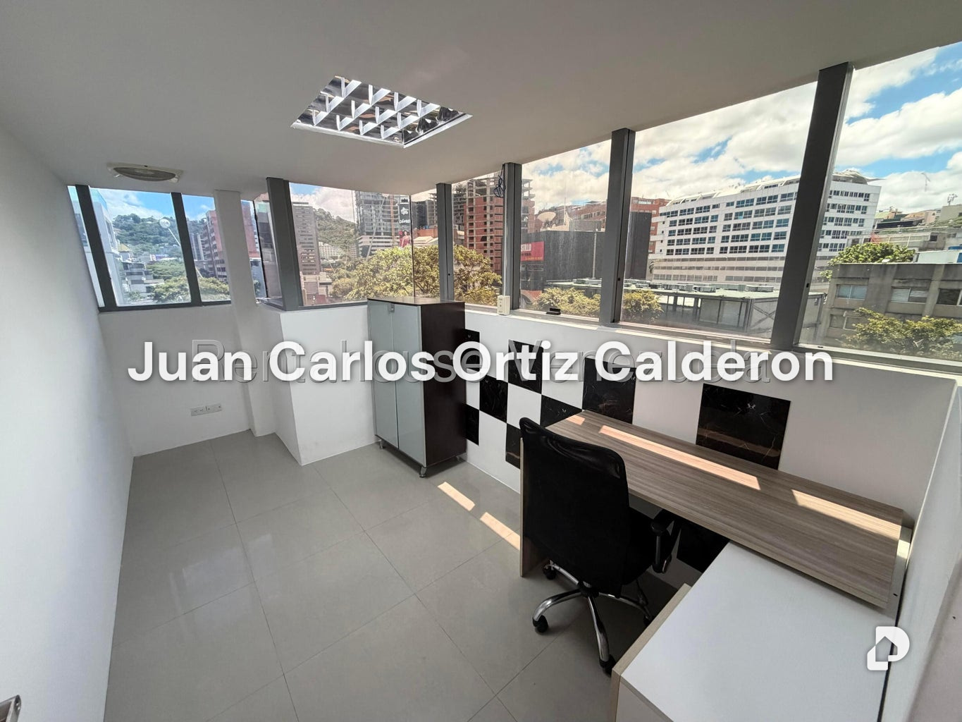 Oficina en Las Mercedes, Caracas – 6