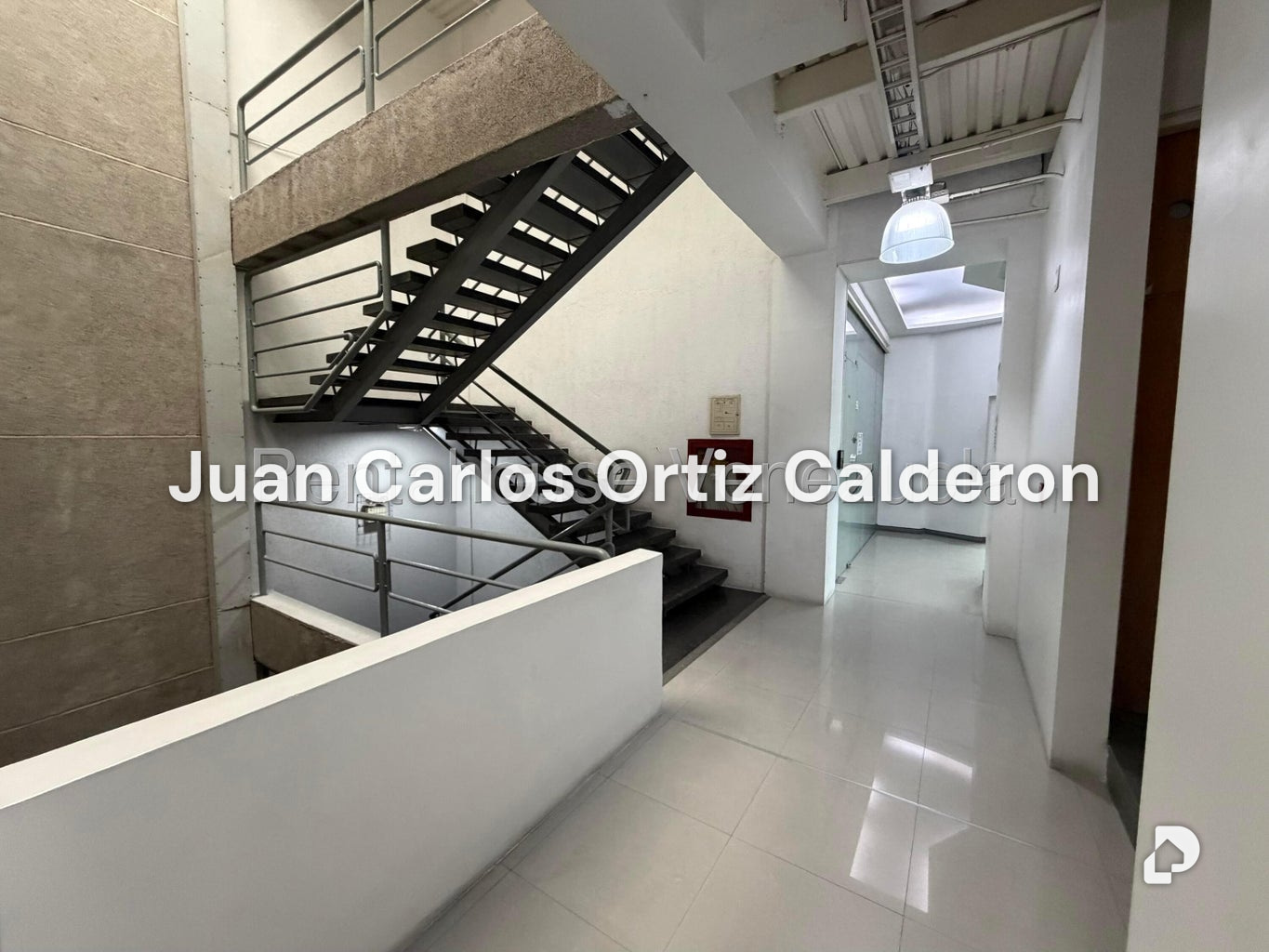 Oficina en Las Mercedes, Caracas – 11