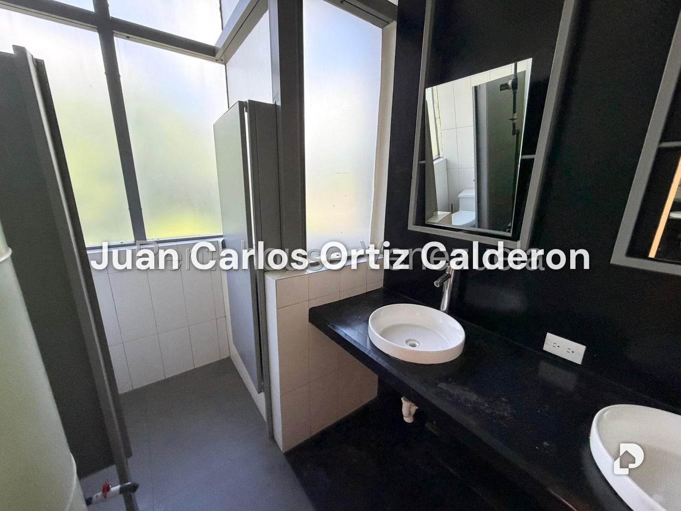 Oficina en Las Mercedes, Caracas – 9