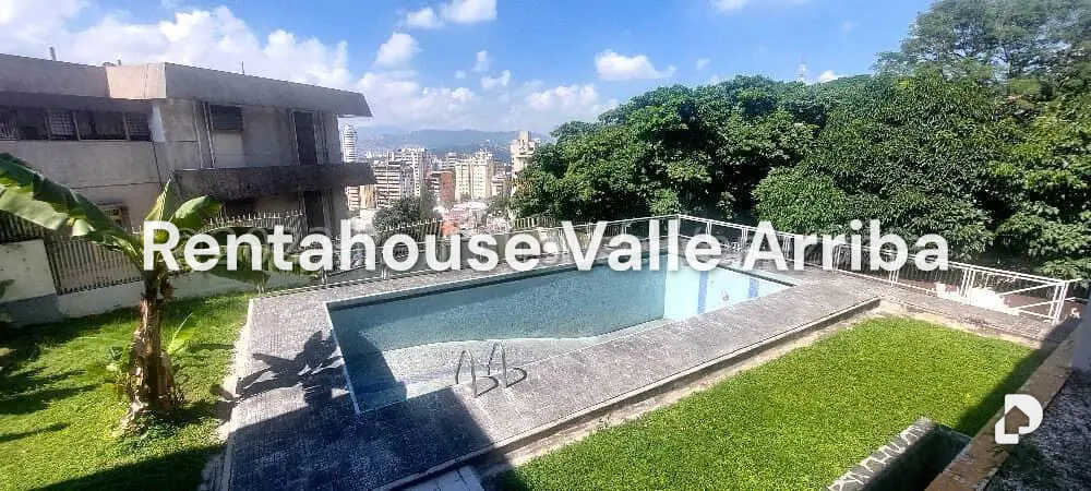 Casa en Alta Florida, Caracas – 25