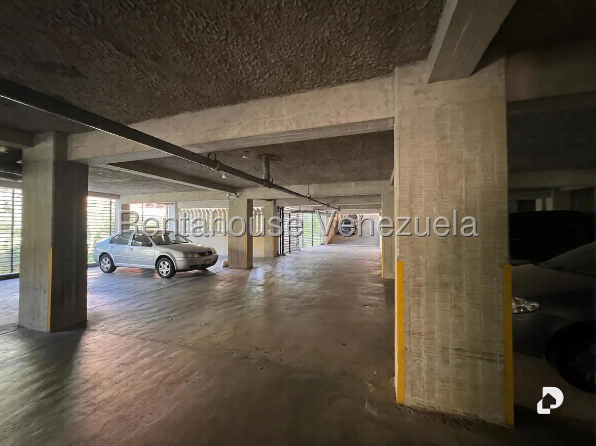 Apartamento en Los Samanes, Caracas – 23