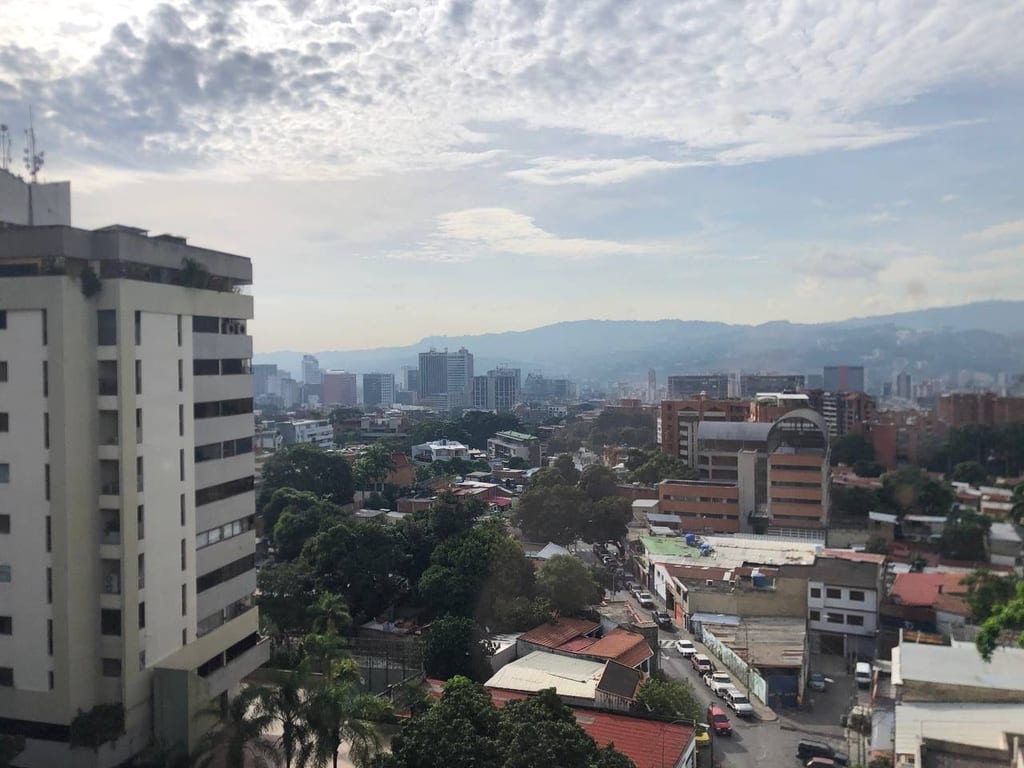 Apartamento en El Pedregal, Caracas - 1
