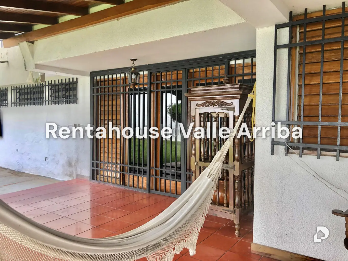 Casa en Cumbres de Curumo, Caracas – 16