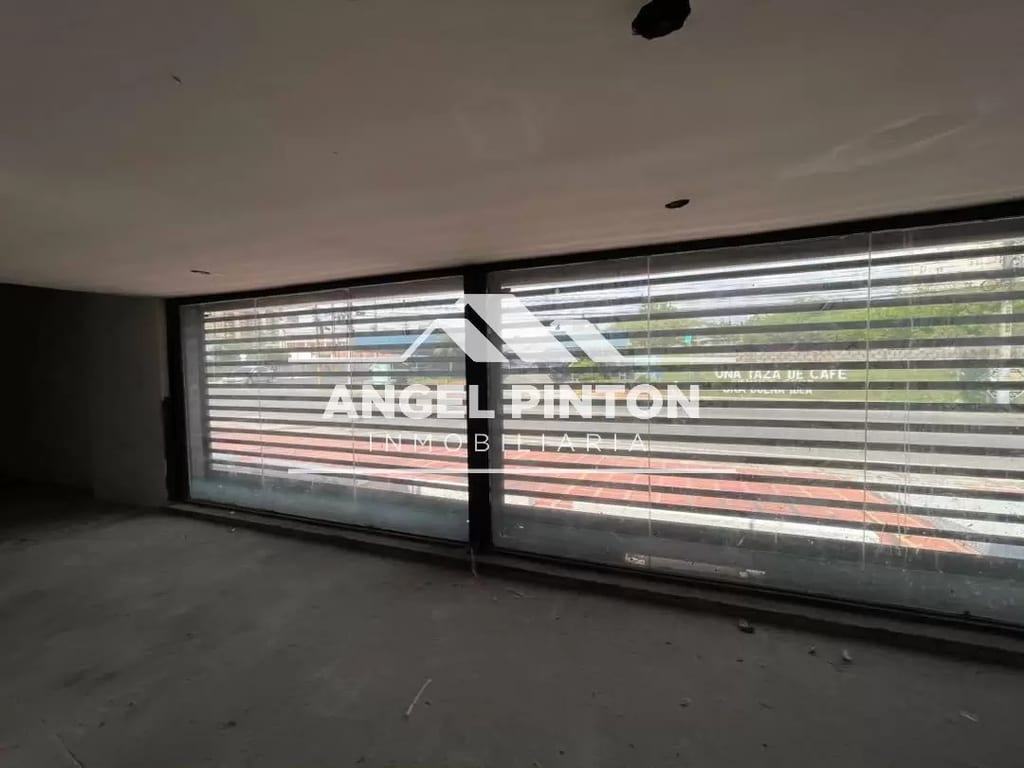 Local comercial en Santa Rita - 1