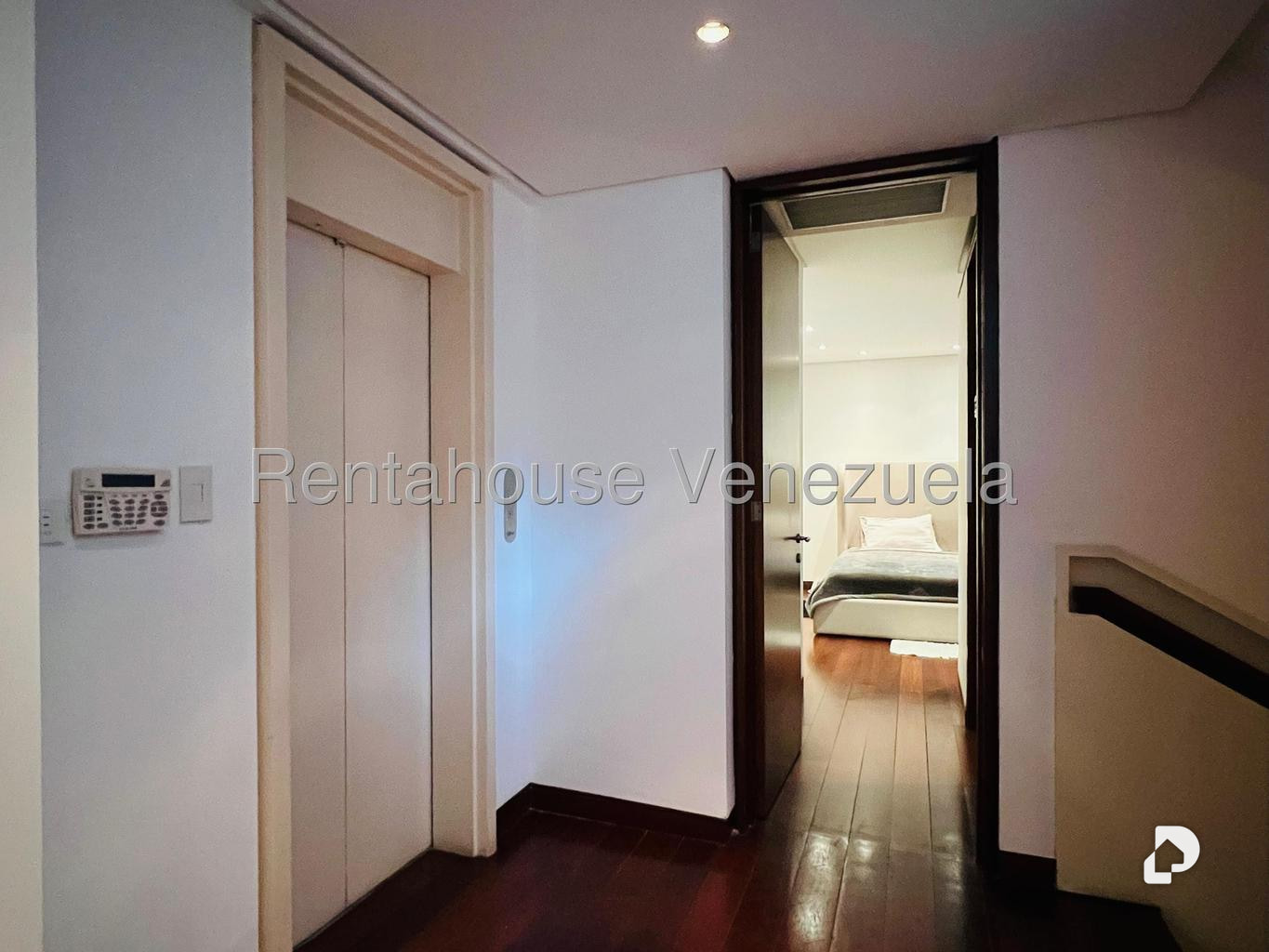 Apartamento en La Castellana, Caracas – 24