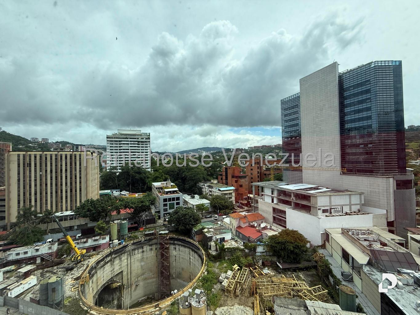 Oficina en Las Mercedes, Caracas