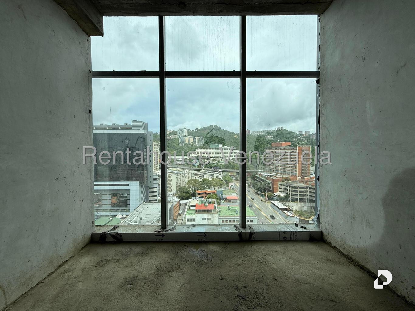 Oficina en Las Mercedes, Caracas