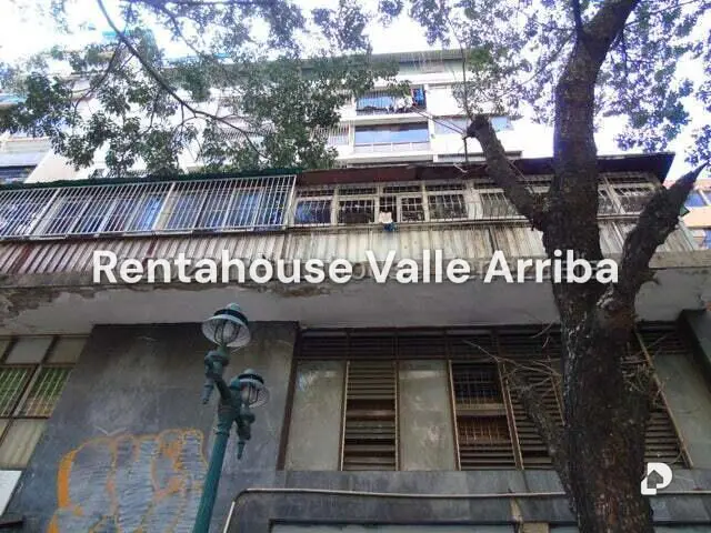 Local comercial en Parroquia La Candelaria, Caracas – 6