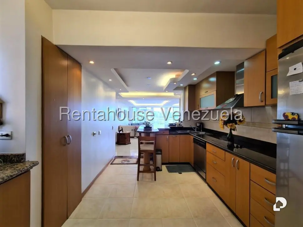 Apartamento en Villa Nueva Hatillo, Caracas – 11