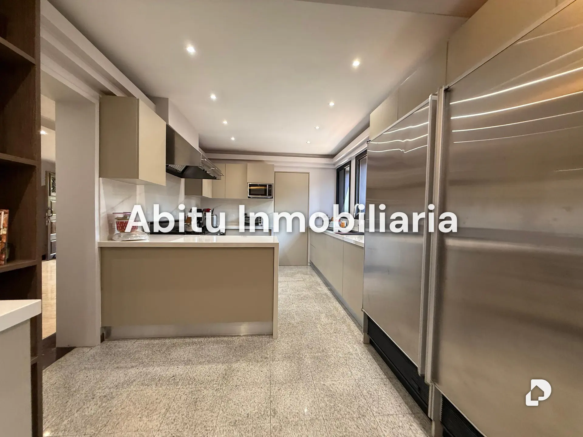 Casa en Los Palos Grandes, Caracas – 7