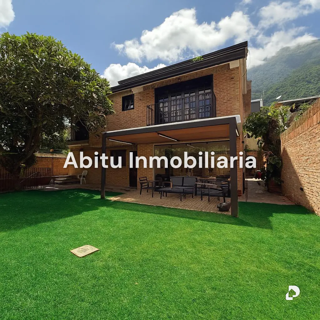 Casa en Los Palos Grandes, Caracas – 1