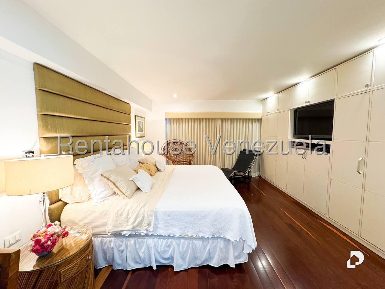Apartamento en Lomas de La Lagunita, Caracas – 25