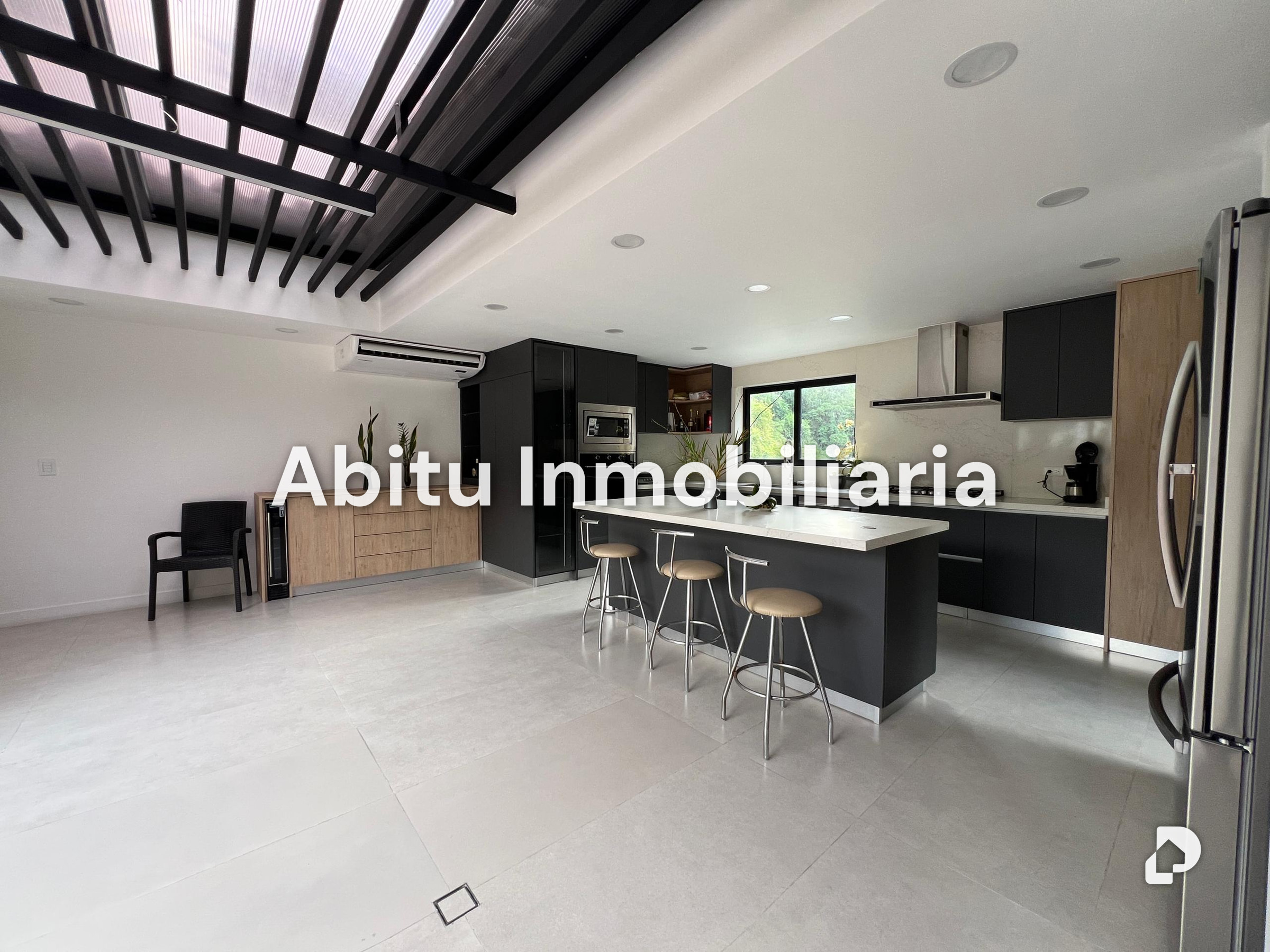House in Colinas de Bello Monte, Caracas – 1