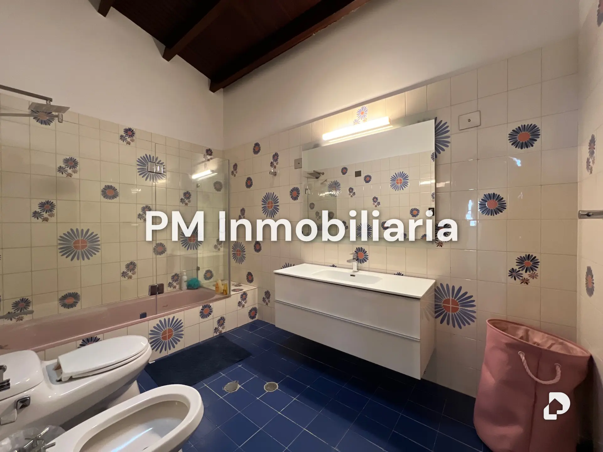 House in La Lagunita, Caracas – 16