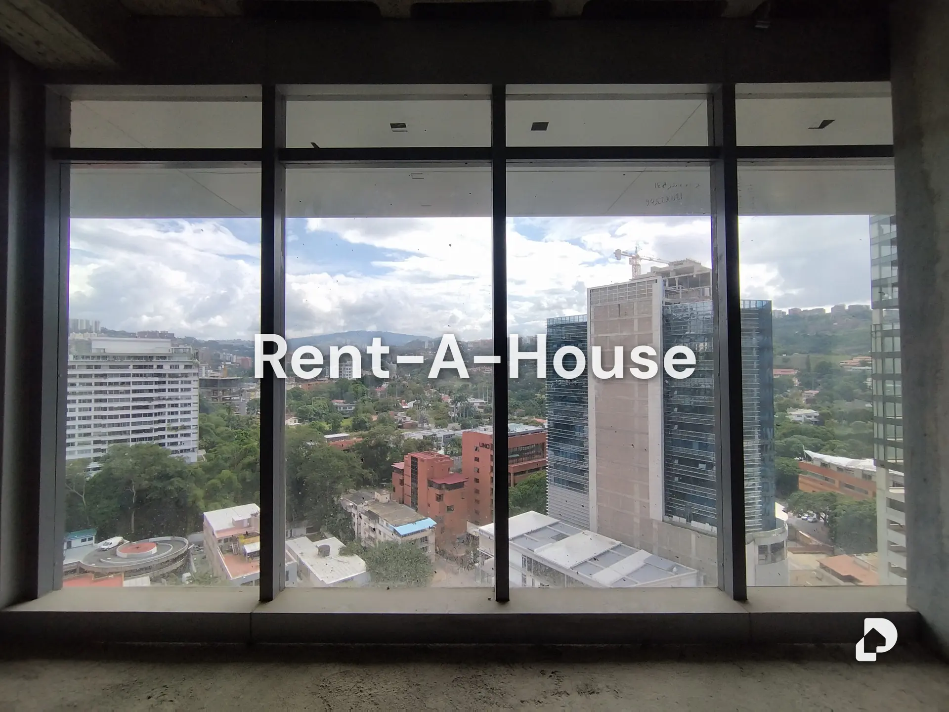 Oficina en Las Mercedes, Caracas – 2
