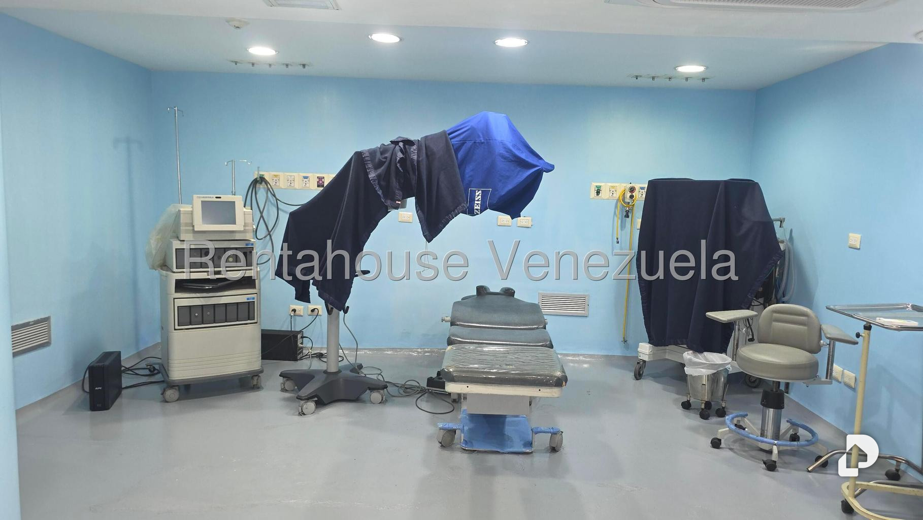 Local comercial en Parroquia Catedral, Caracas – 1