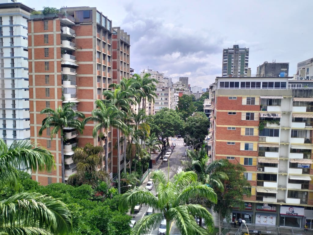 Apartamento en Los Palos Grandes, Caracas - 1