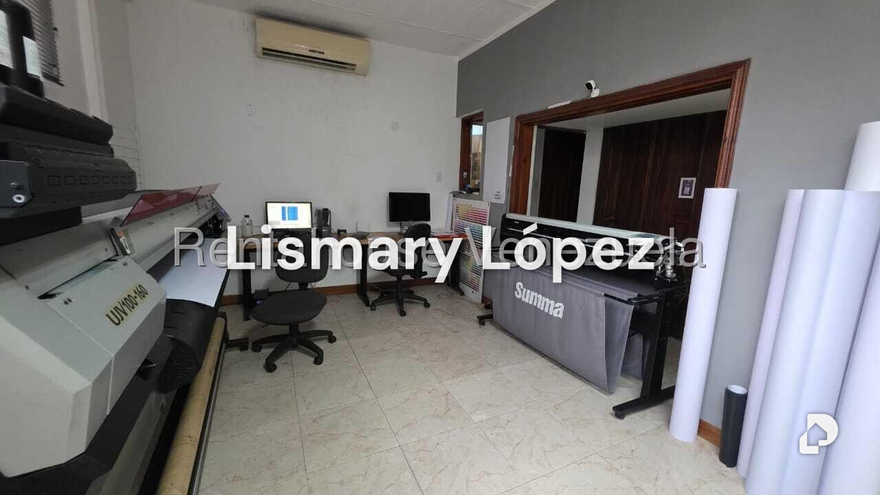 Oficina en Los Palos Grandes, Caracas – 10