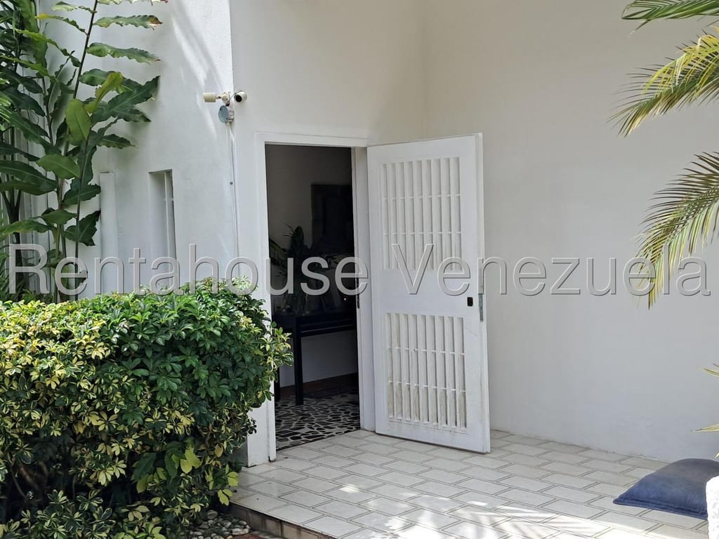 Casa en Altamira, Caracas - 1