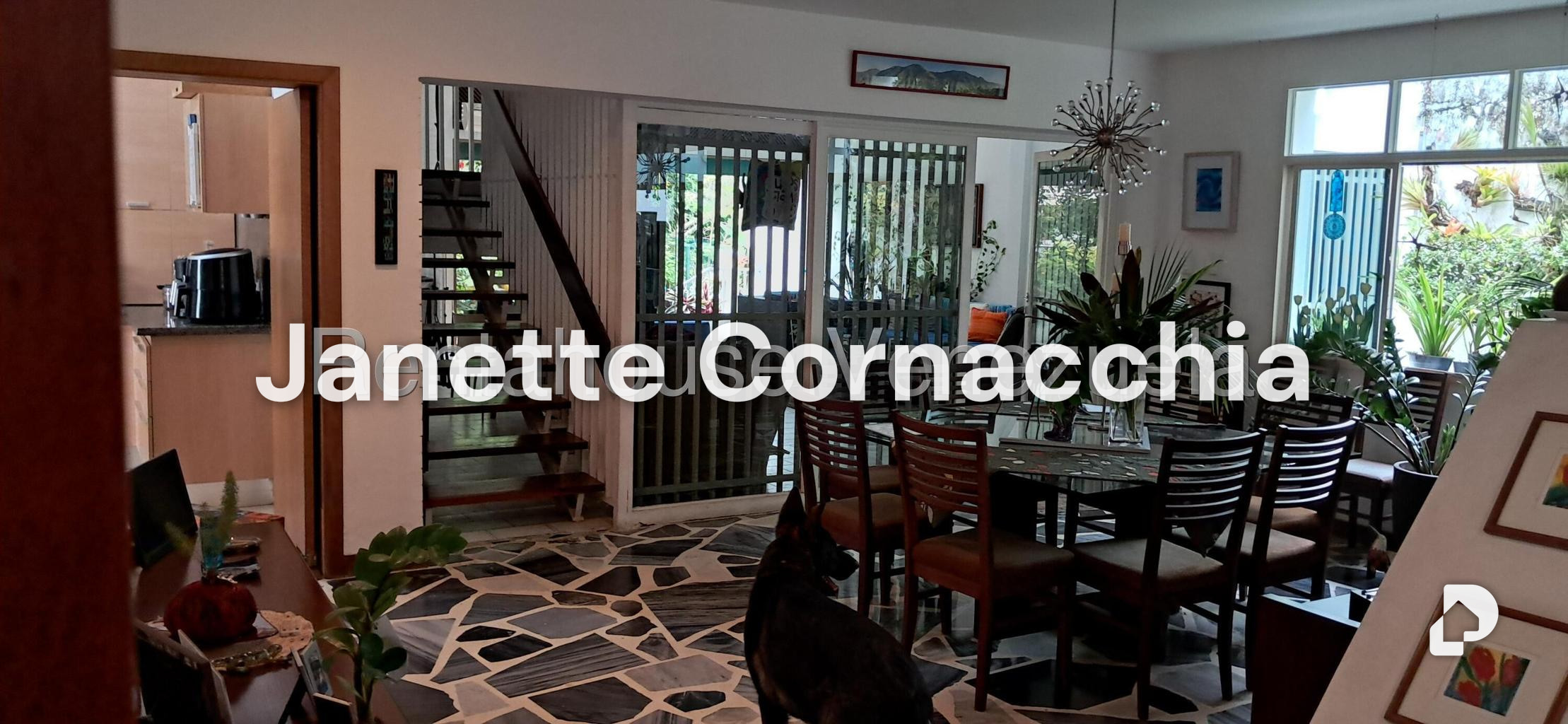 Casa en Altamira, Caracas – 30