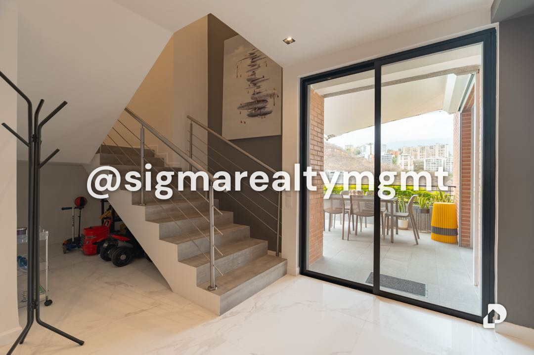 Apartamento en Lomas de La Alameda, Caracas – 11