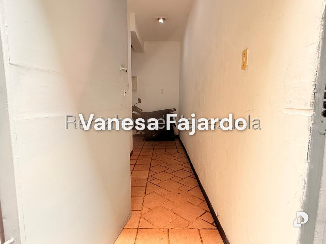 Edificio en Parroquia La Candelaria, Caracas – 9