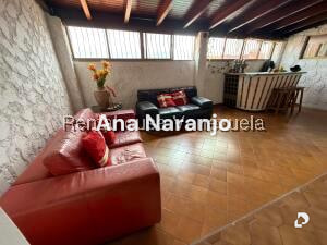 Casa en Alto Prado, Caracas – 17
