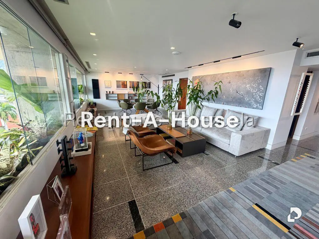 Apartment in Altamira, Caracas – 3