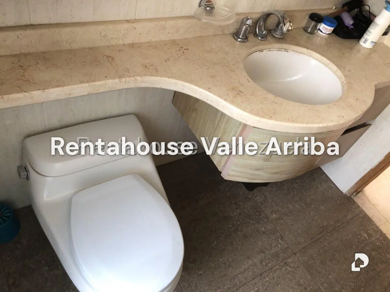 Apartment in Manzanares, Caracas – 18