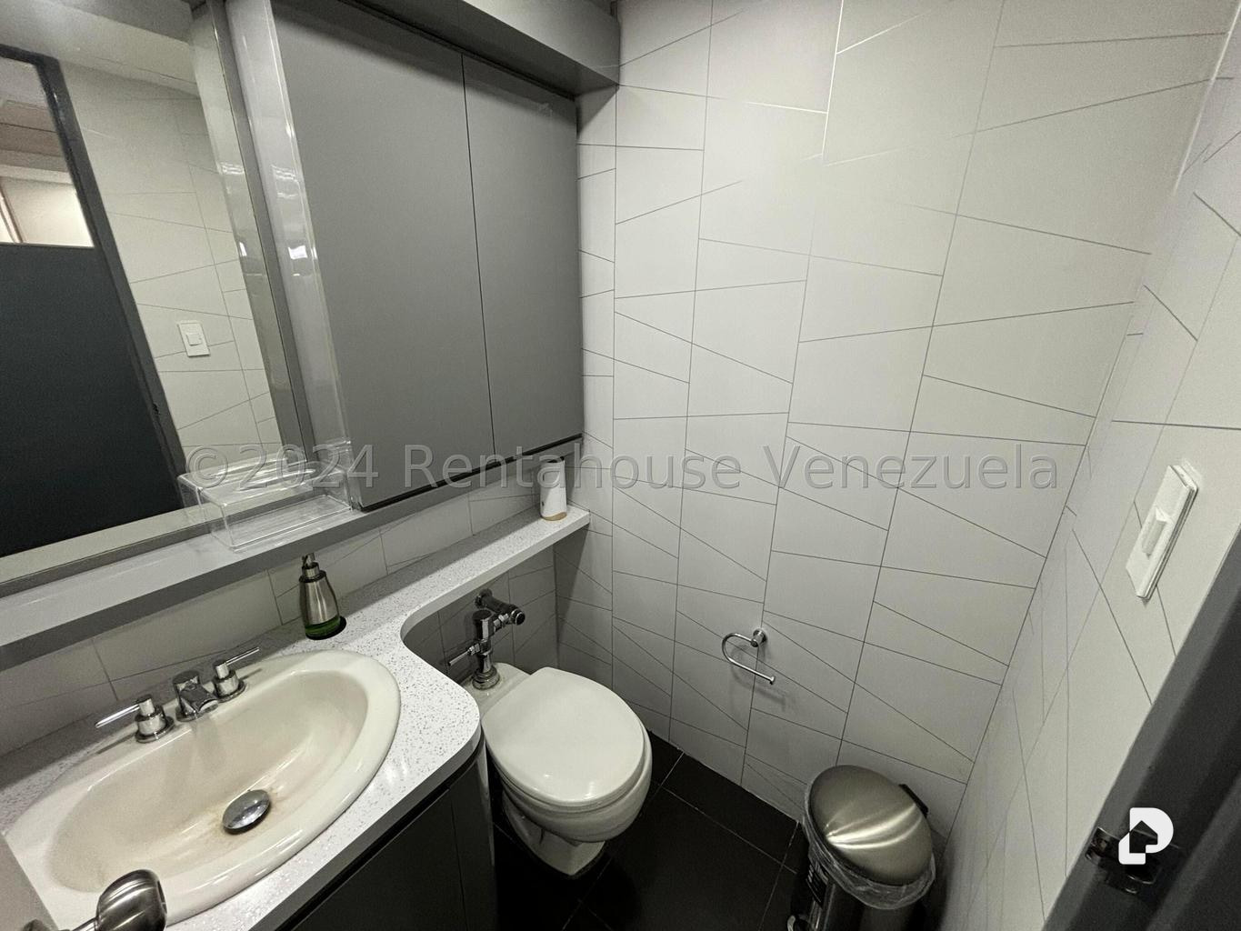 Oficina en Chacao, Caracas – 15