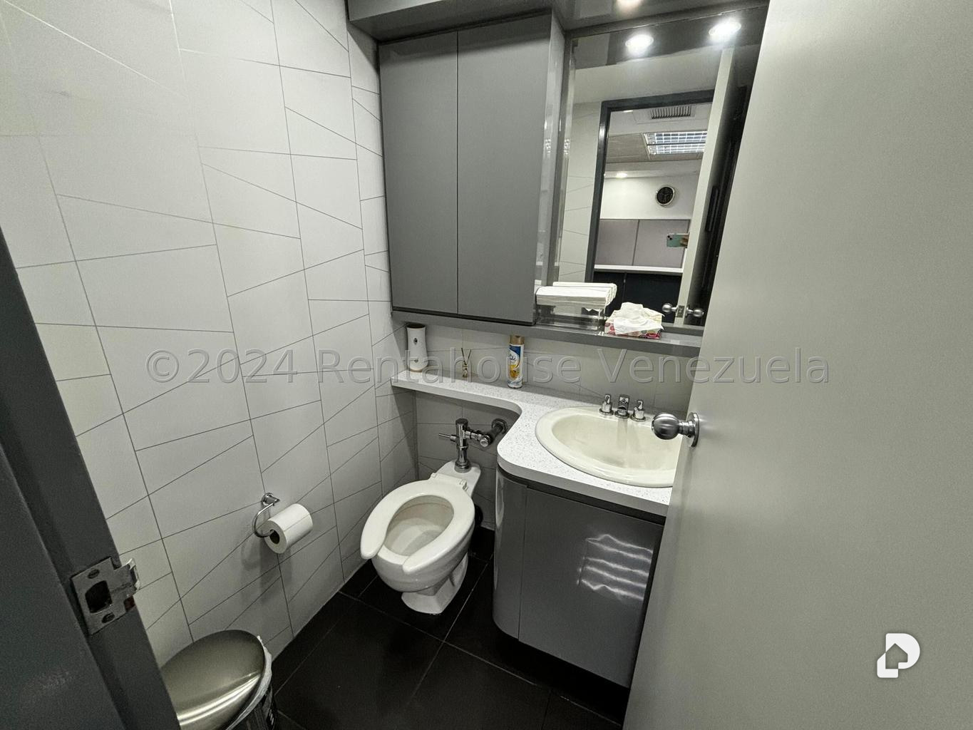 Oficina en Chacao, Caracas – 14