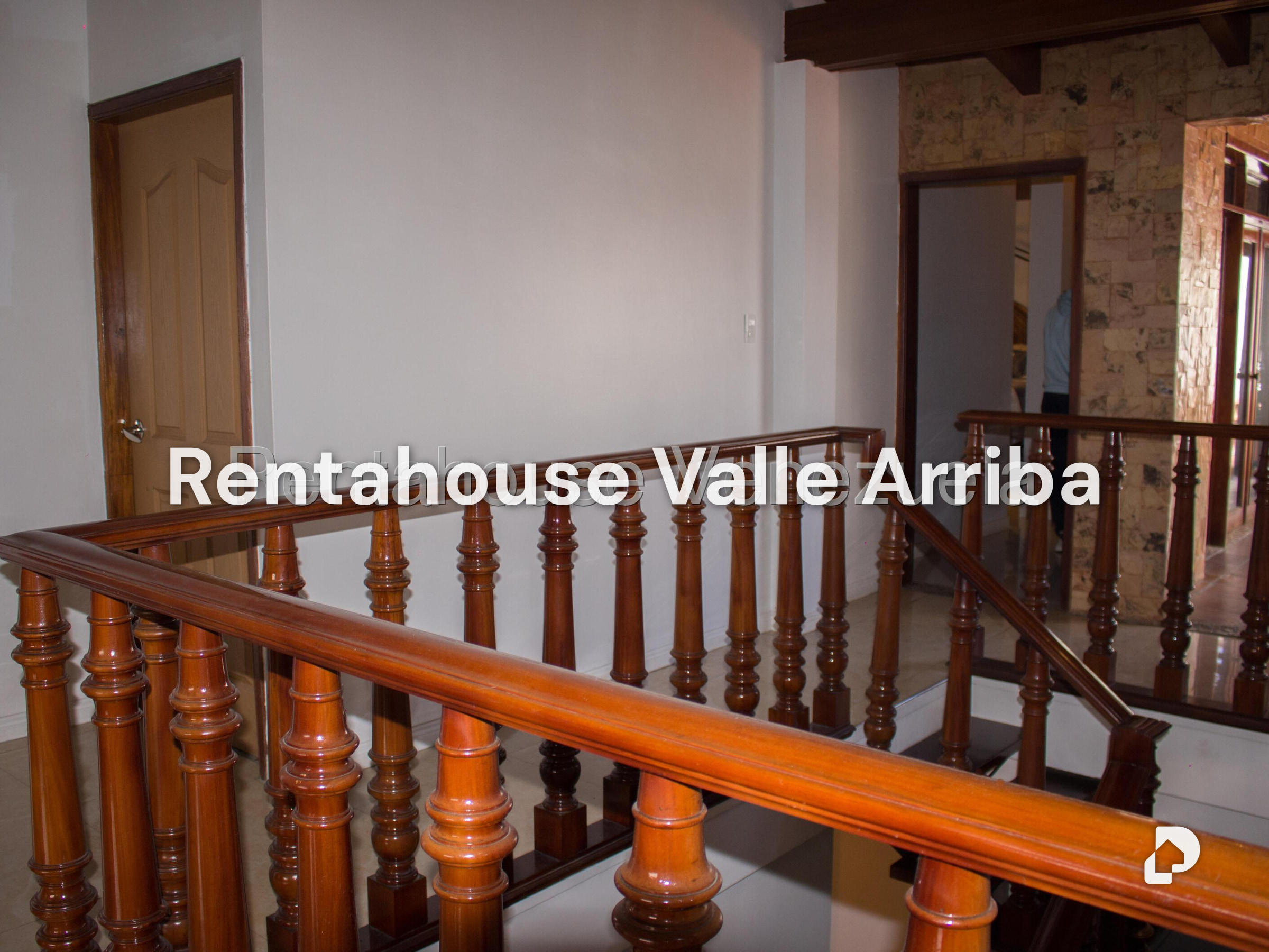Casa en Colinas de Vista Alegre, Caracas – 21