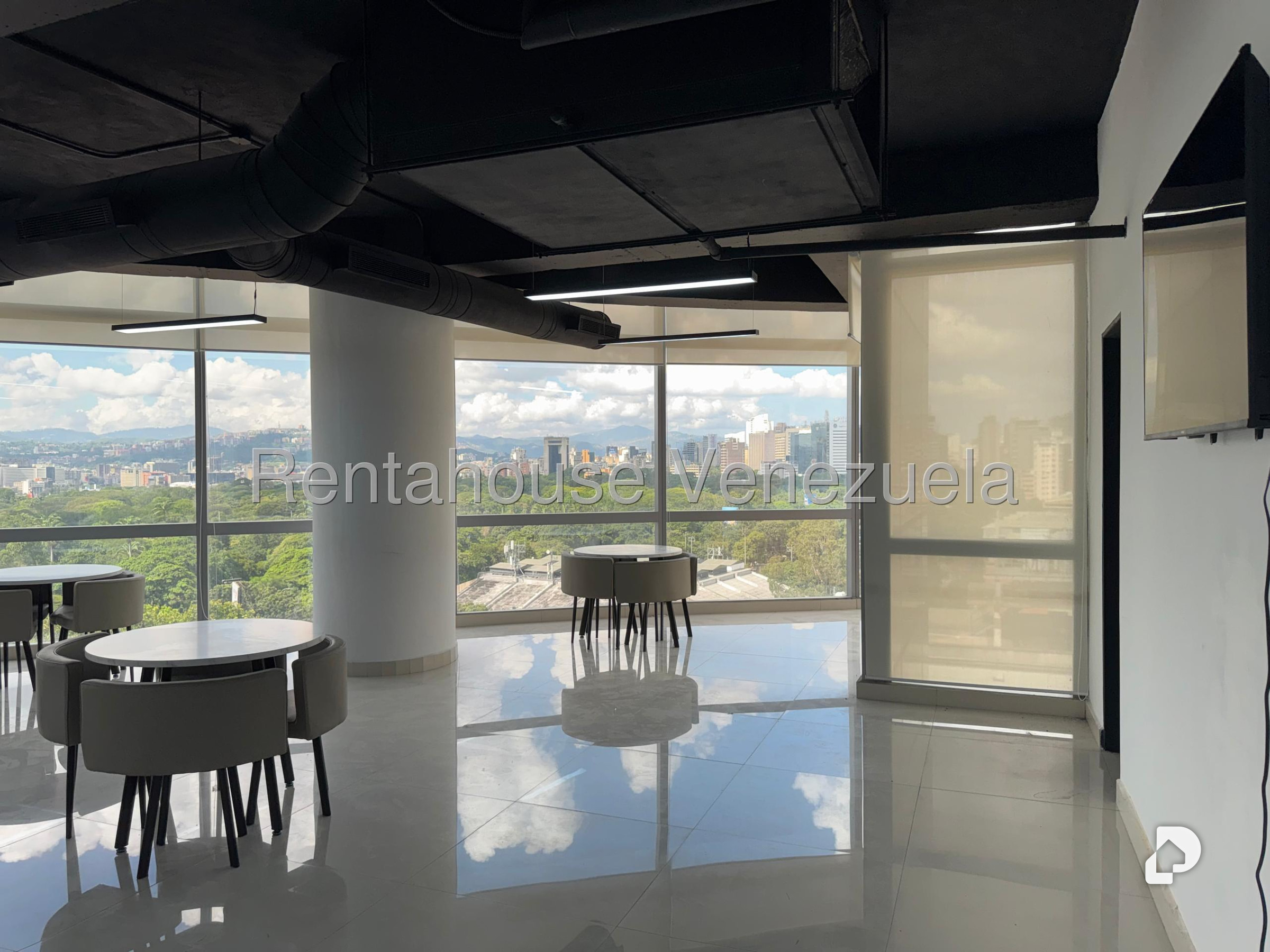 Oficina en Los Dos Caminos, Caracas