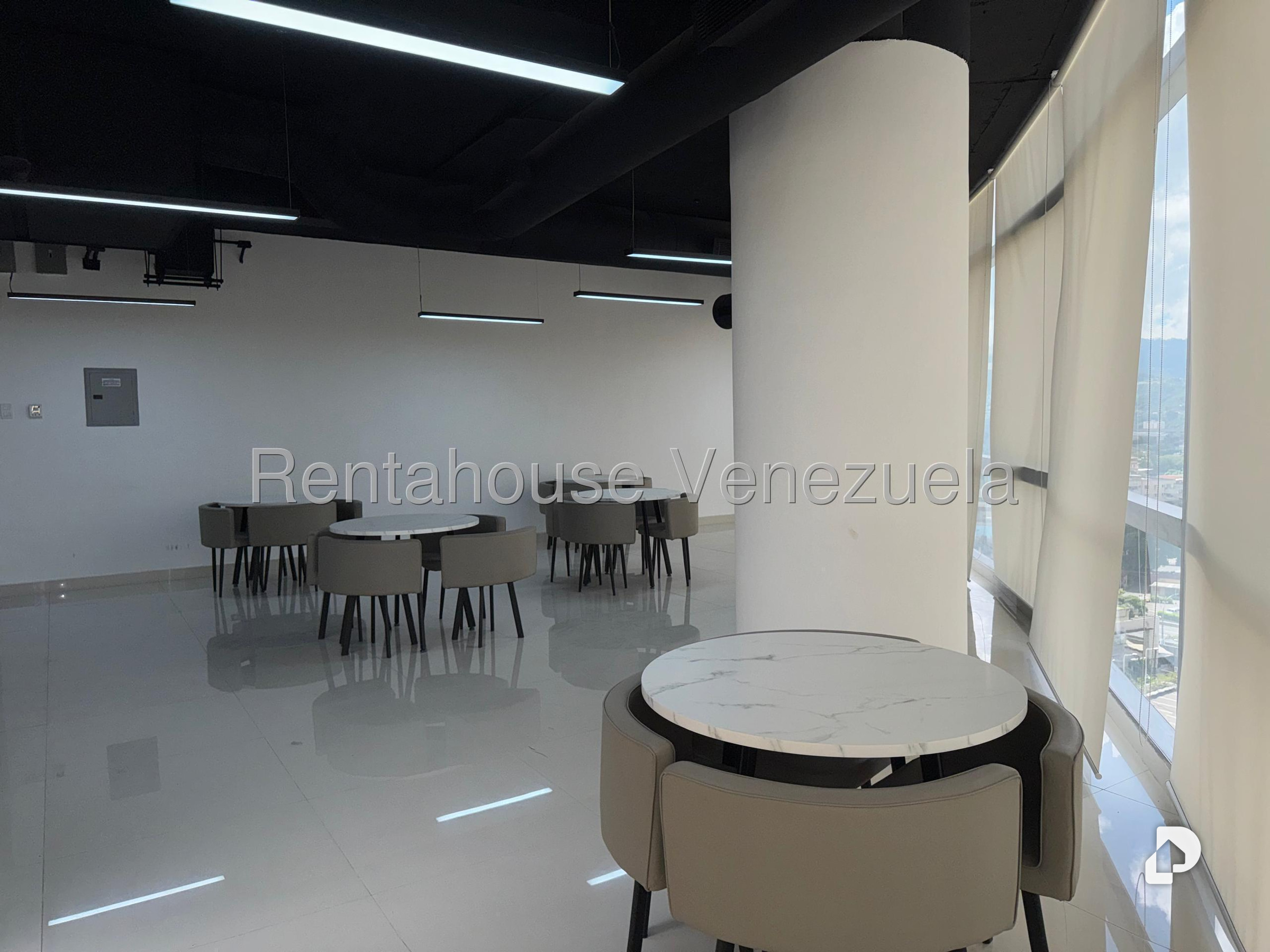 Oficina en Los Dos Caminos, Caracas