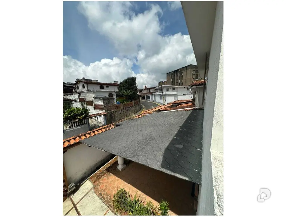 Casa en La Pomarrosa, Altos Mirandinos – 21