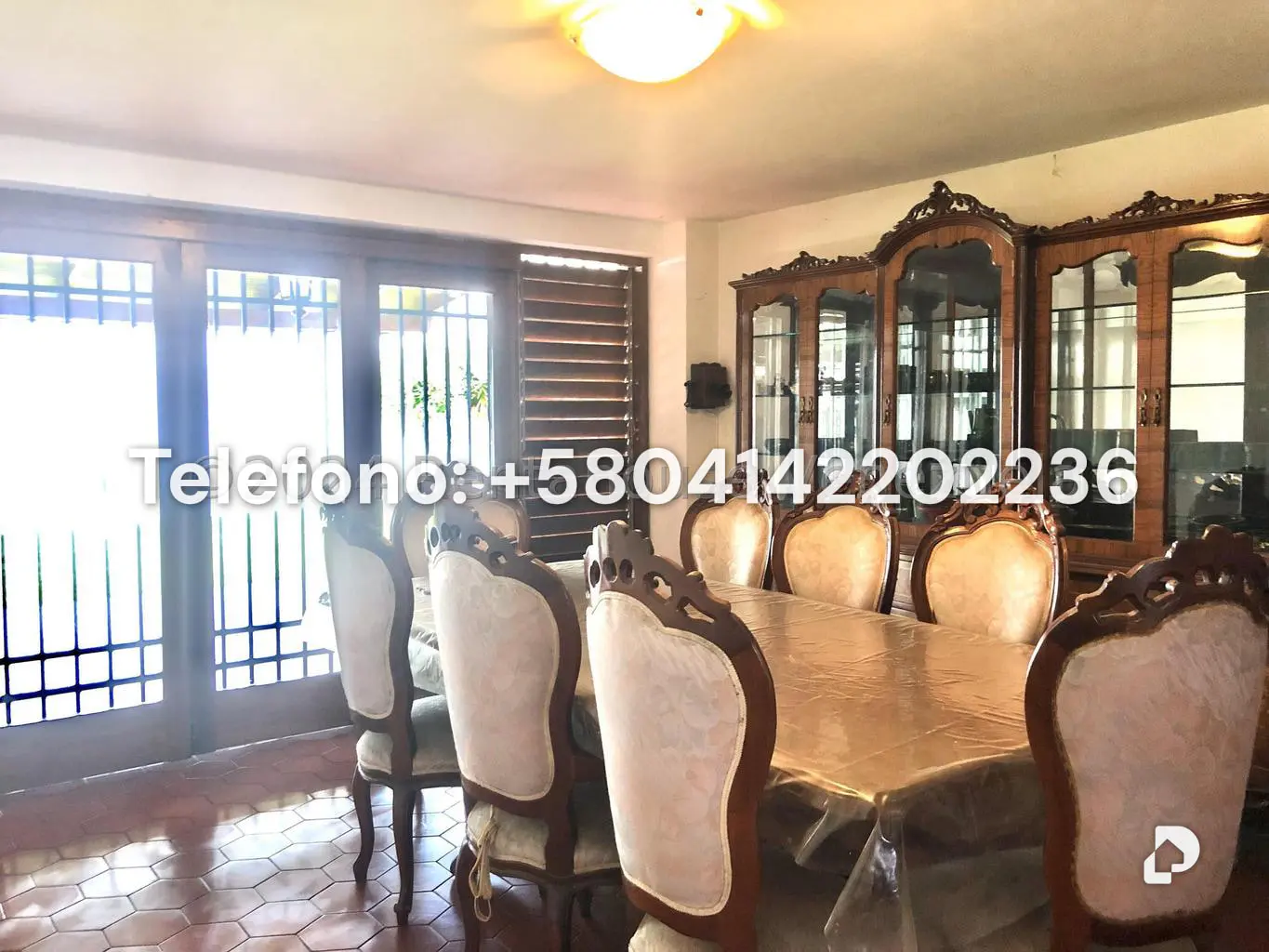 Casa en Cumbres de Curumo, Caracas – 8