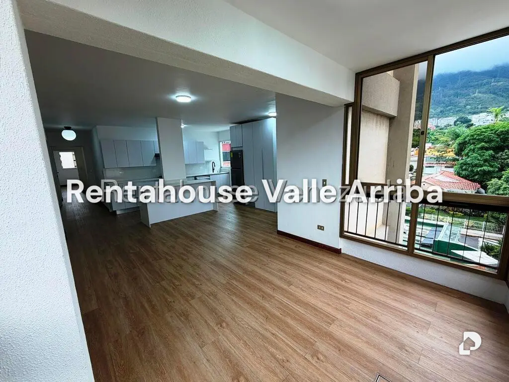 Apartamento en Los Palos Grandes, Caracas – 10