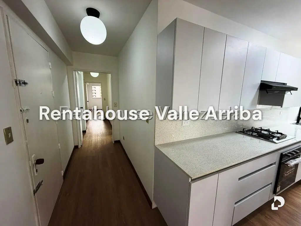 Apartamento en Los Palos Grandes, Caracas – 17