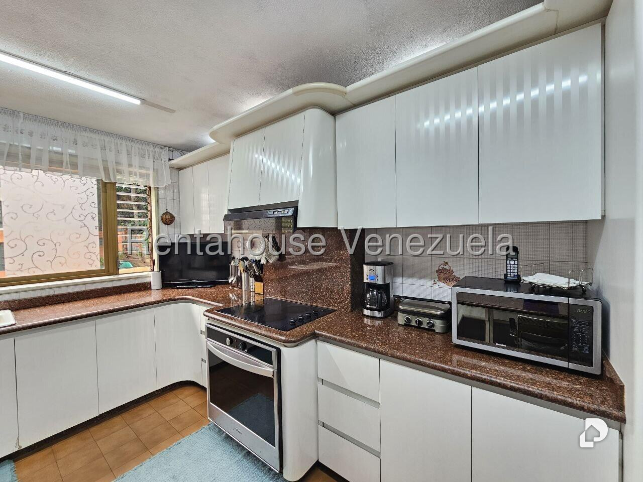 Apartamento en Miranda, Caracas – 28