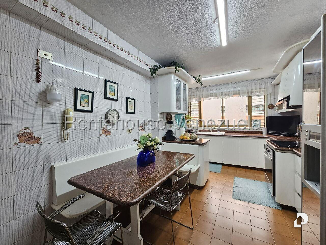 Apartamento en Miranda, Caracas – 25