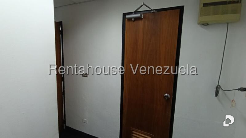 Oficina en Chuao, Caracas – 15