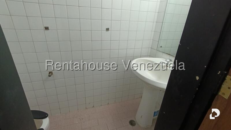 Oficina en Chuao, Caracas – 17