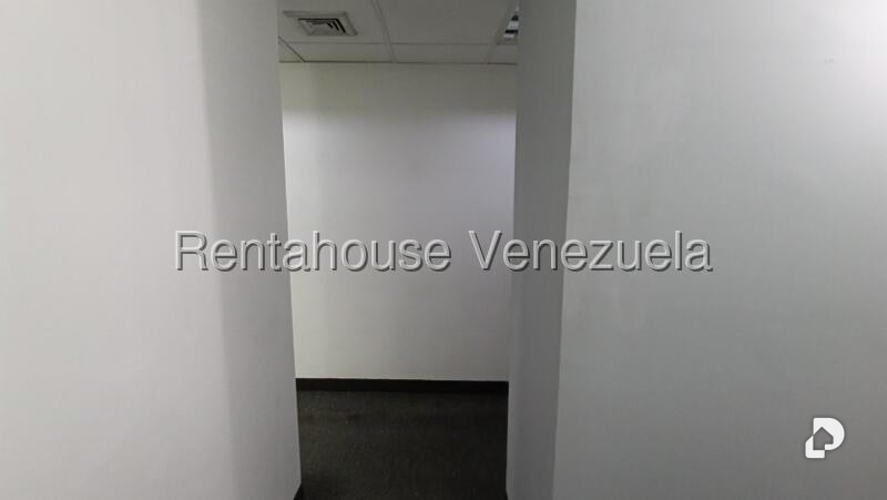 Oficina en Chuao, Caracas – 4